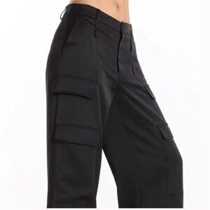 NWOT Noli Milan Black Satin Cargo Pants Size 2